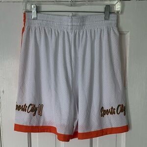 Dynamic Women’s Medium White and Orange Shorts Sports City U NWOT Mesh B5